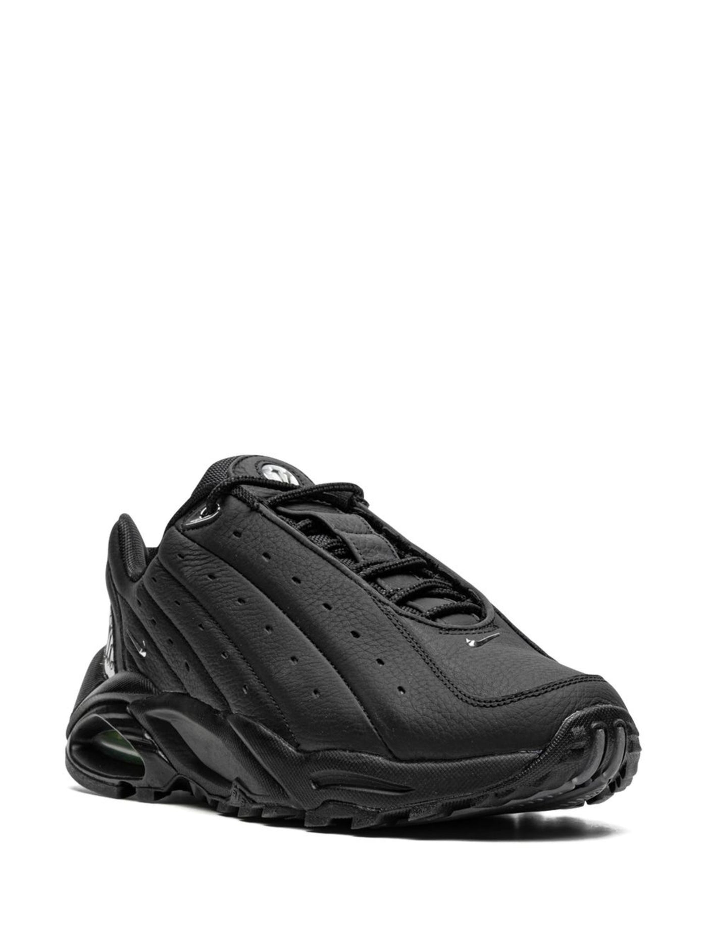 Nocta Hot Step Triple Back