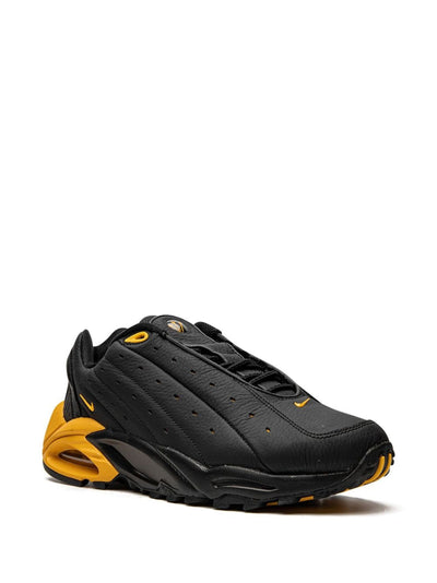 Nocta Hot Step Air Terra Black University Gold
