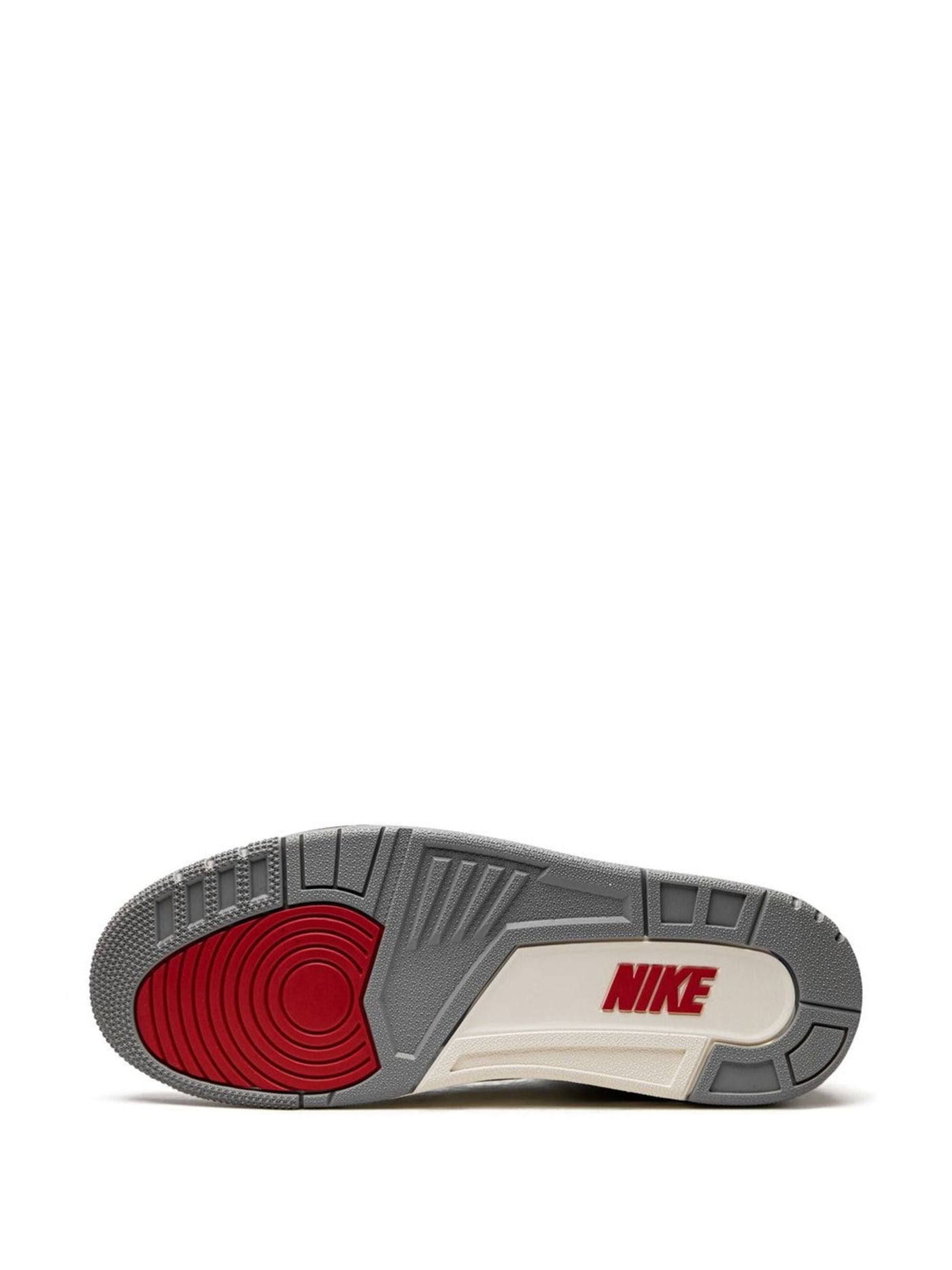 AJ3 White Cement Réinventée