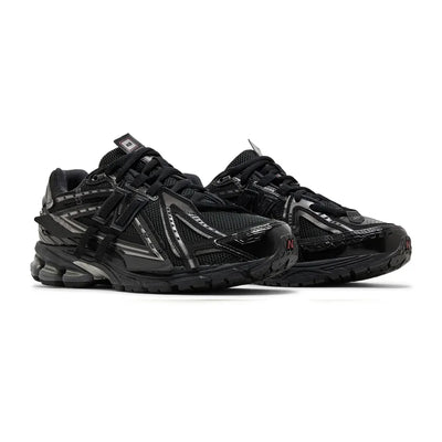 New Balance 9060 Triple Black